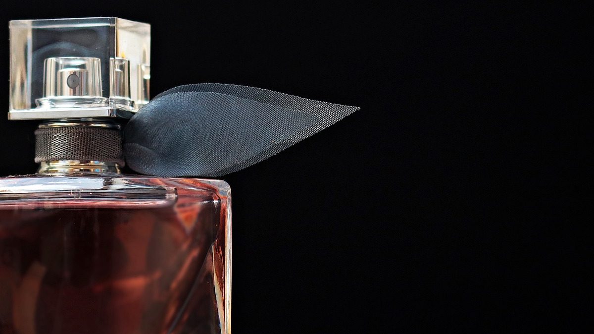 Jak wybrać perfumy na prezent dla eleganckiego mężczyzny?