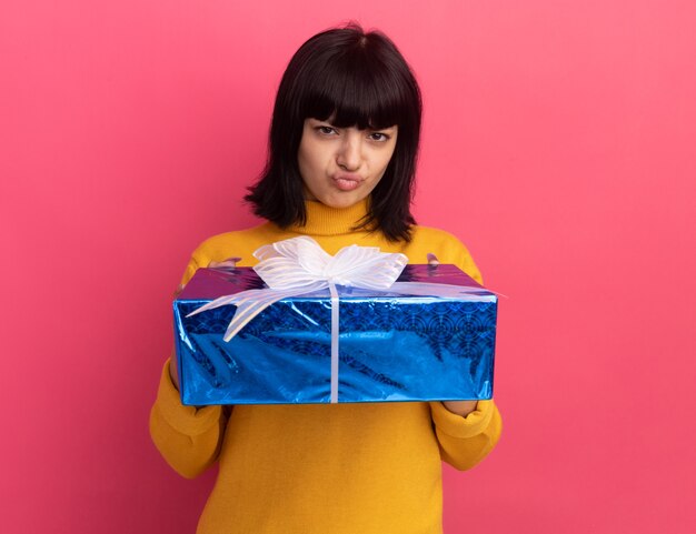 Jak wybrać idealny booster box na prezent dla fana?